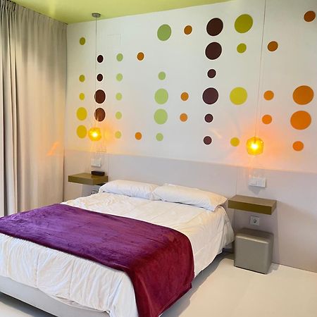Lahola Glam Suites Torremolinos Esterno foto