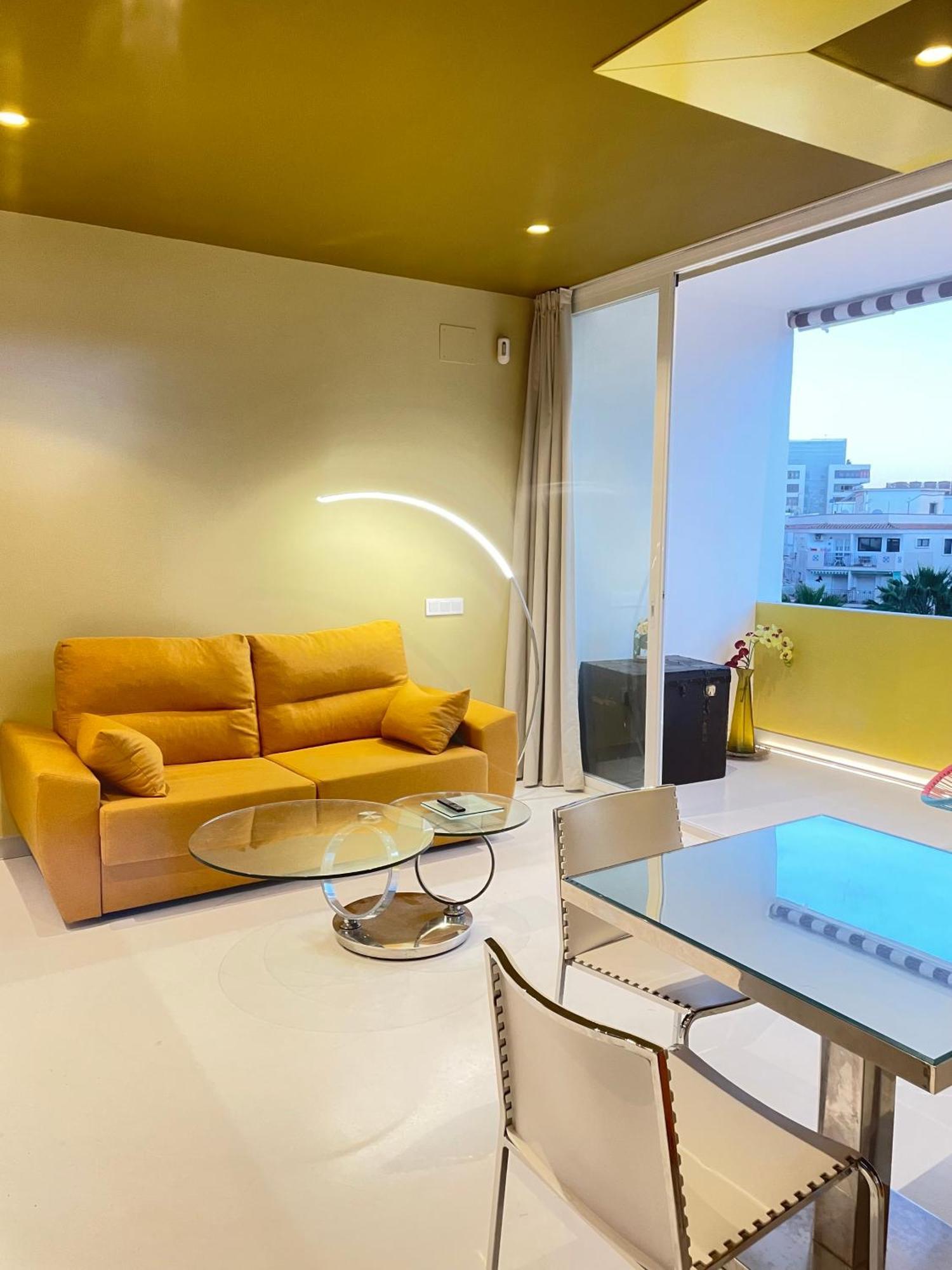 Lahola Glam Suites Torremolinos Esterno foto