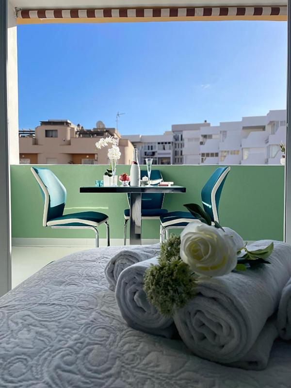 Lahola Glam Suites Torremolinos Esterno foto
