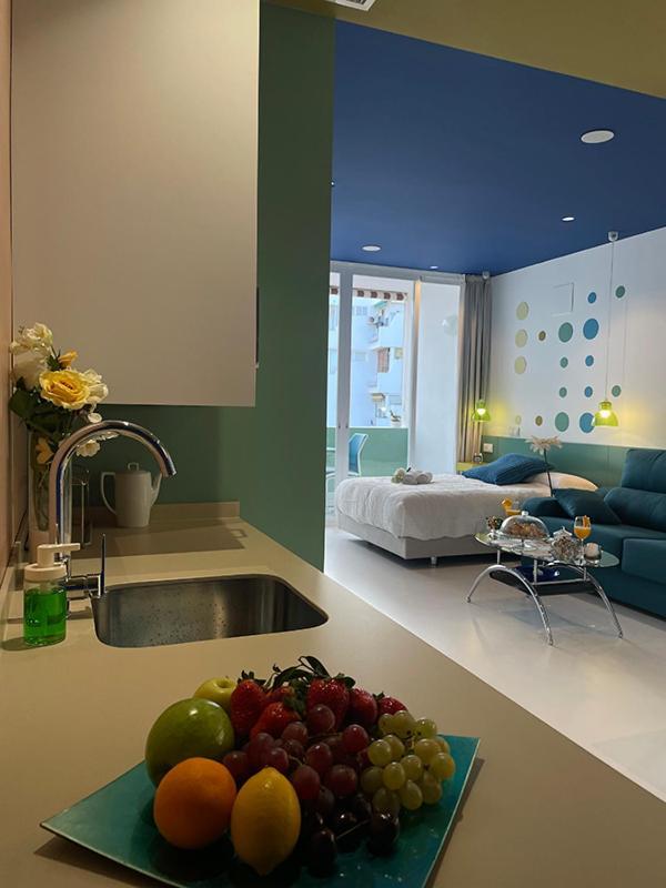 Lahola Glam Suites Torremolinos Esterno foto