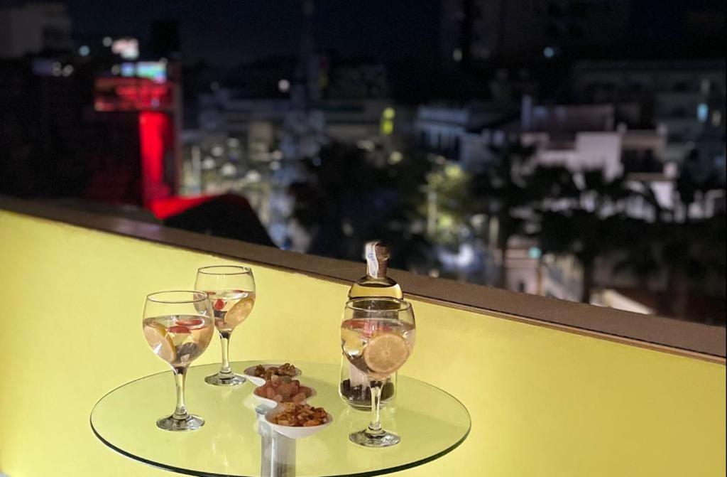 Lahola Glam Suites Torremolinos Esterno foto