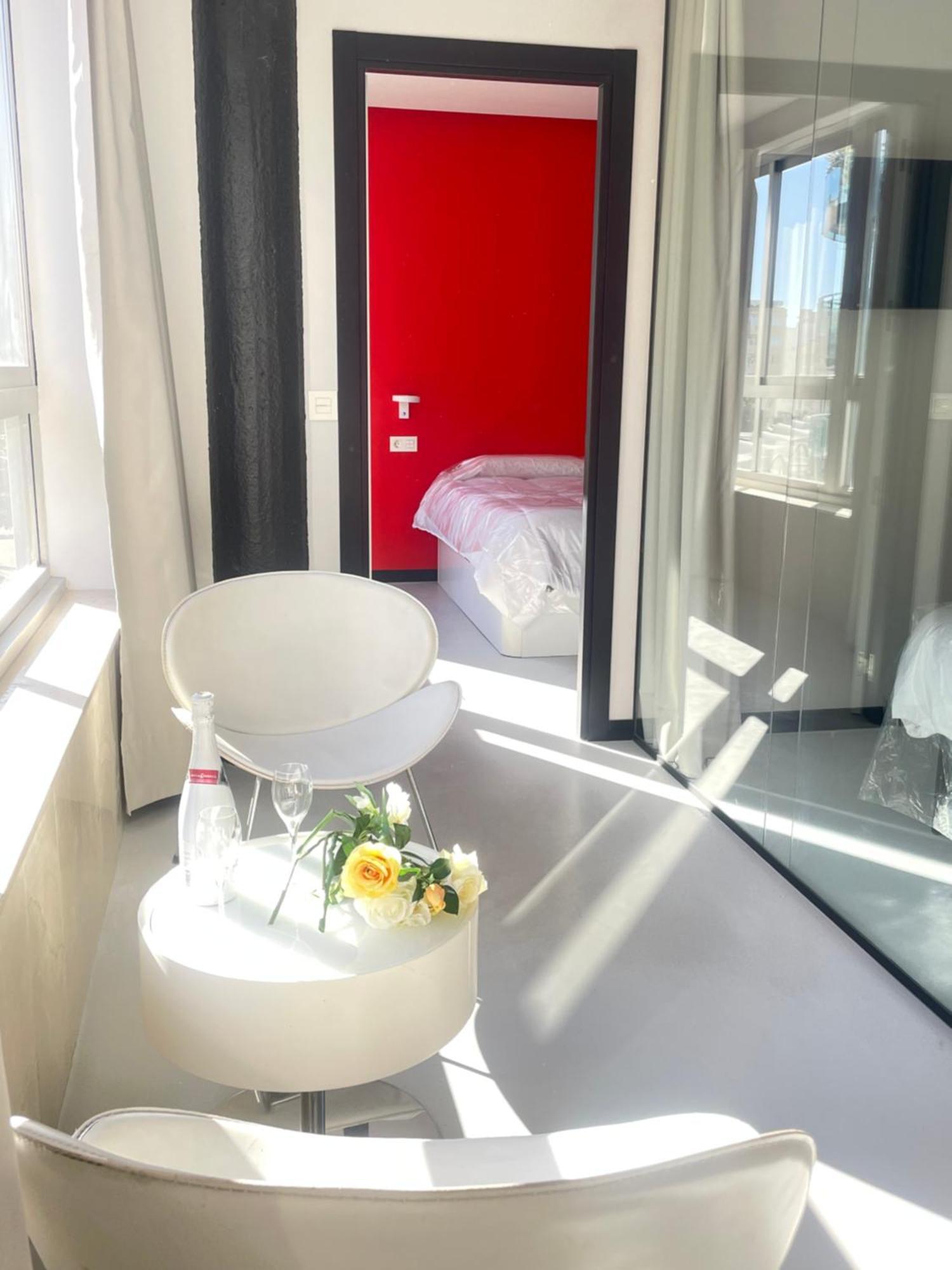Lahola Glam Suites Torremolinos Esterno foto